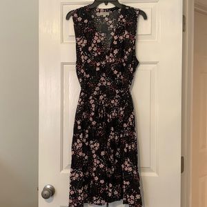 Loft EUC XL sleeveless floral midi wrap dress with snap closure at bust